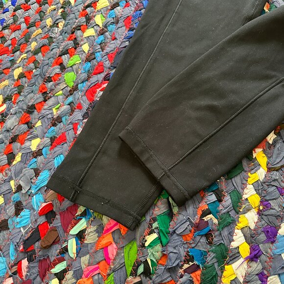 Marika Black Cropped Capri Leggings Women's Size Medium Athletic Workout Gym - Picture 5 of 9